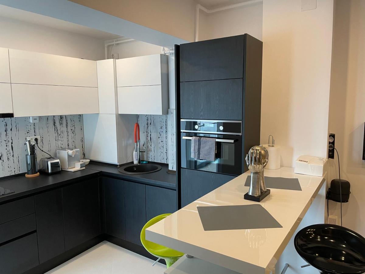Fancy Westpark 2 Residence Lakeview W7 Bukarest Exterior foto